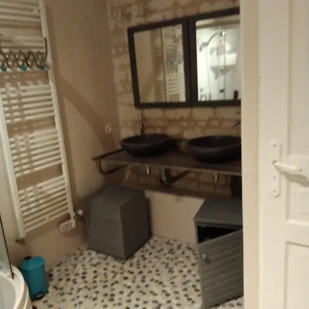 Apartment Le Compostelle Batiment La Renaissance Courchamps